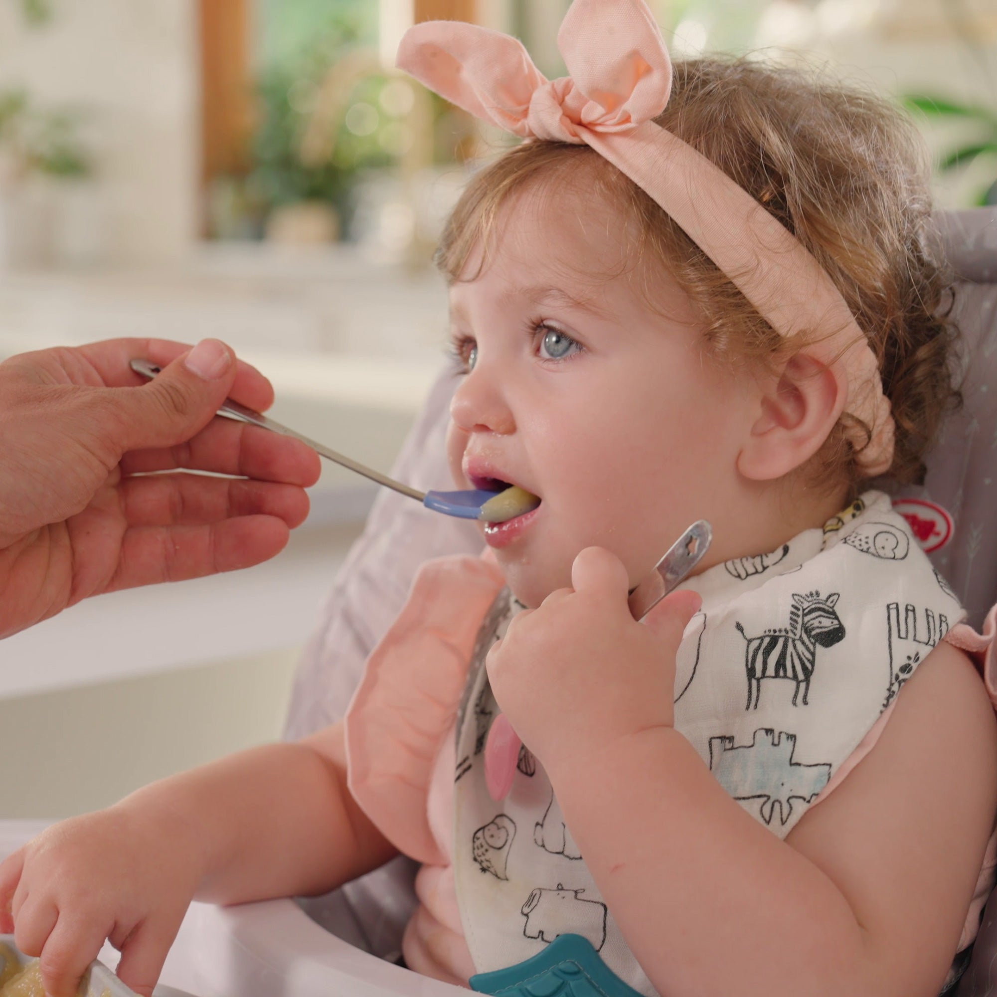 2-in-1 Hot Safe Feeding Spoons (4 Pack) #371TY