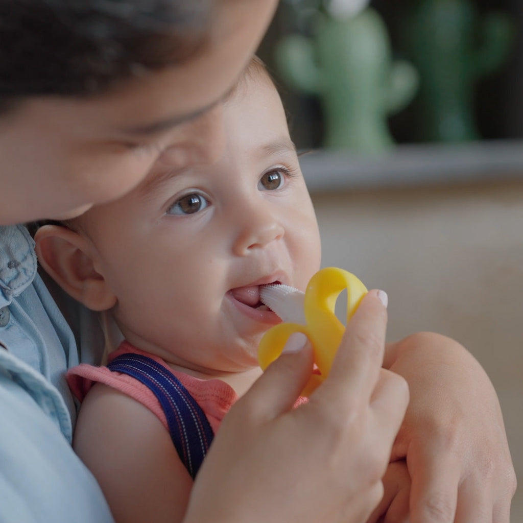 NanaNubs Banana Massaging Toothbrush #3088K