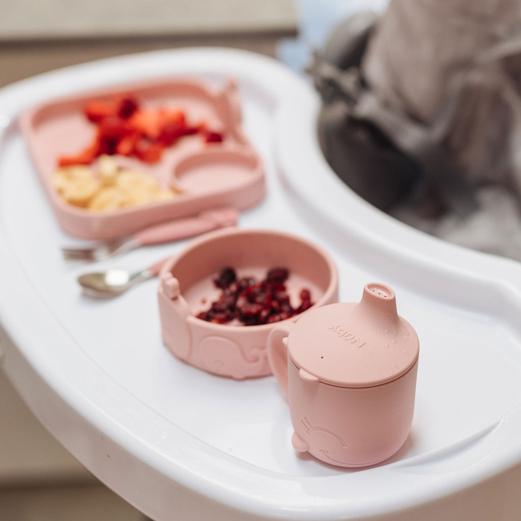 Animal Friends 6-Piece Dinnerware Set - Pink Whale #327UH