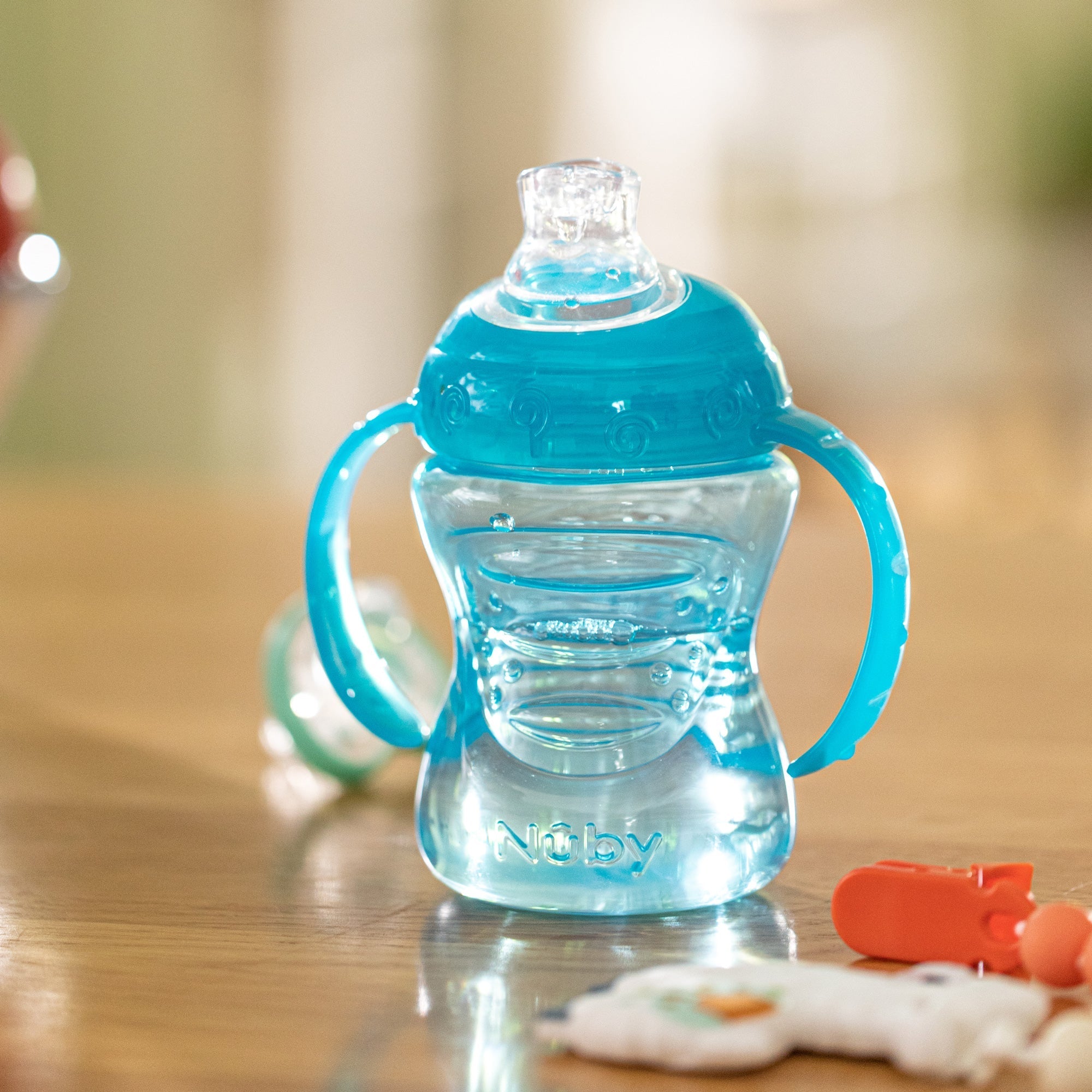 No-Spill Soft Spout Grip N' Sip Trainer Cup #138EY