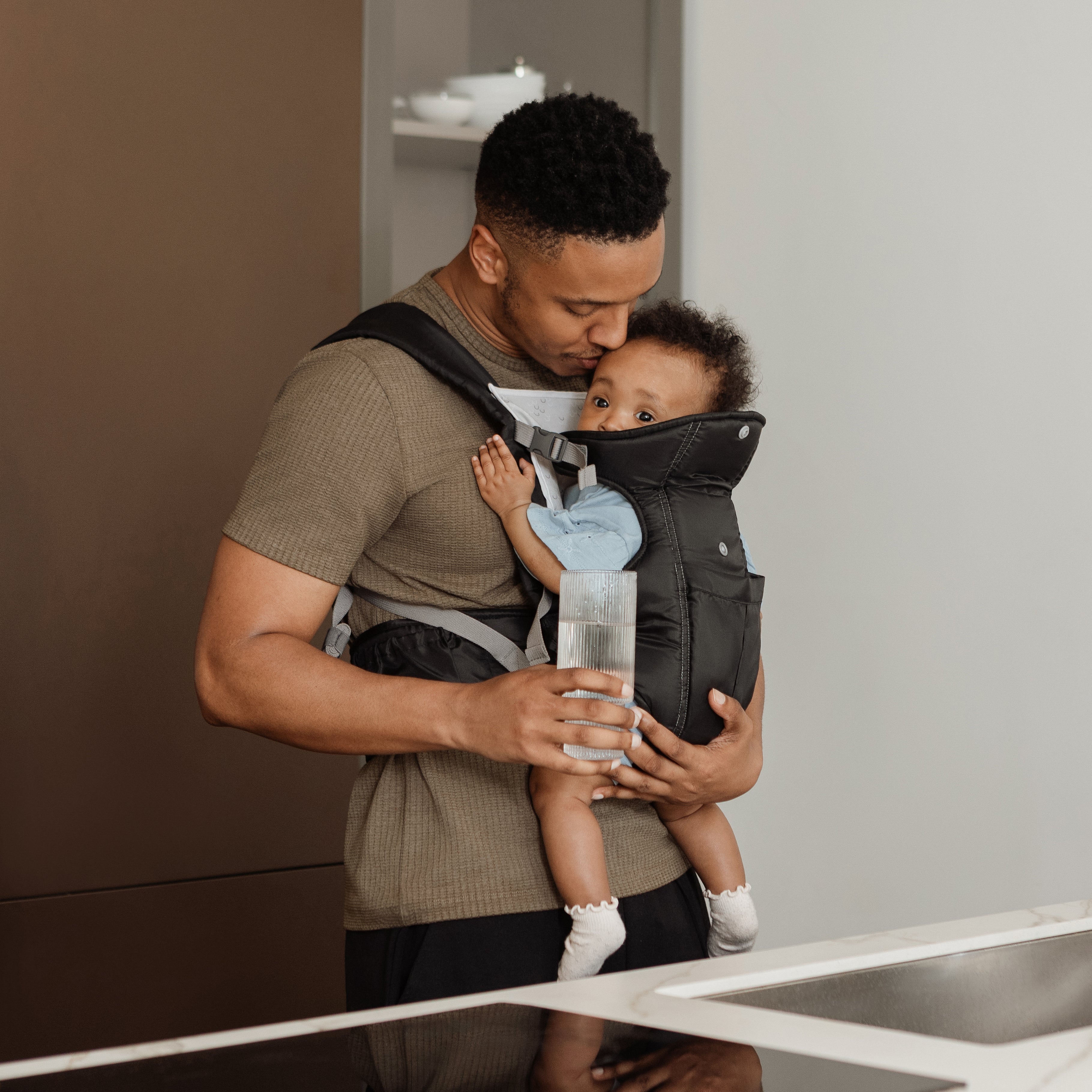 Deluxe Baby Carrier | Black #257JQ